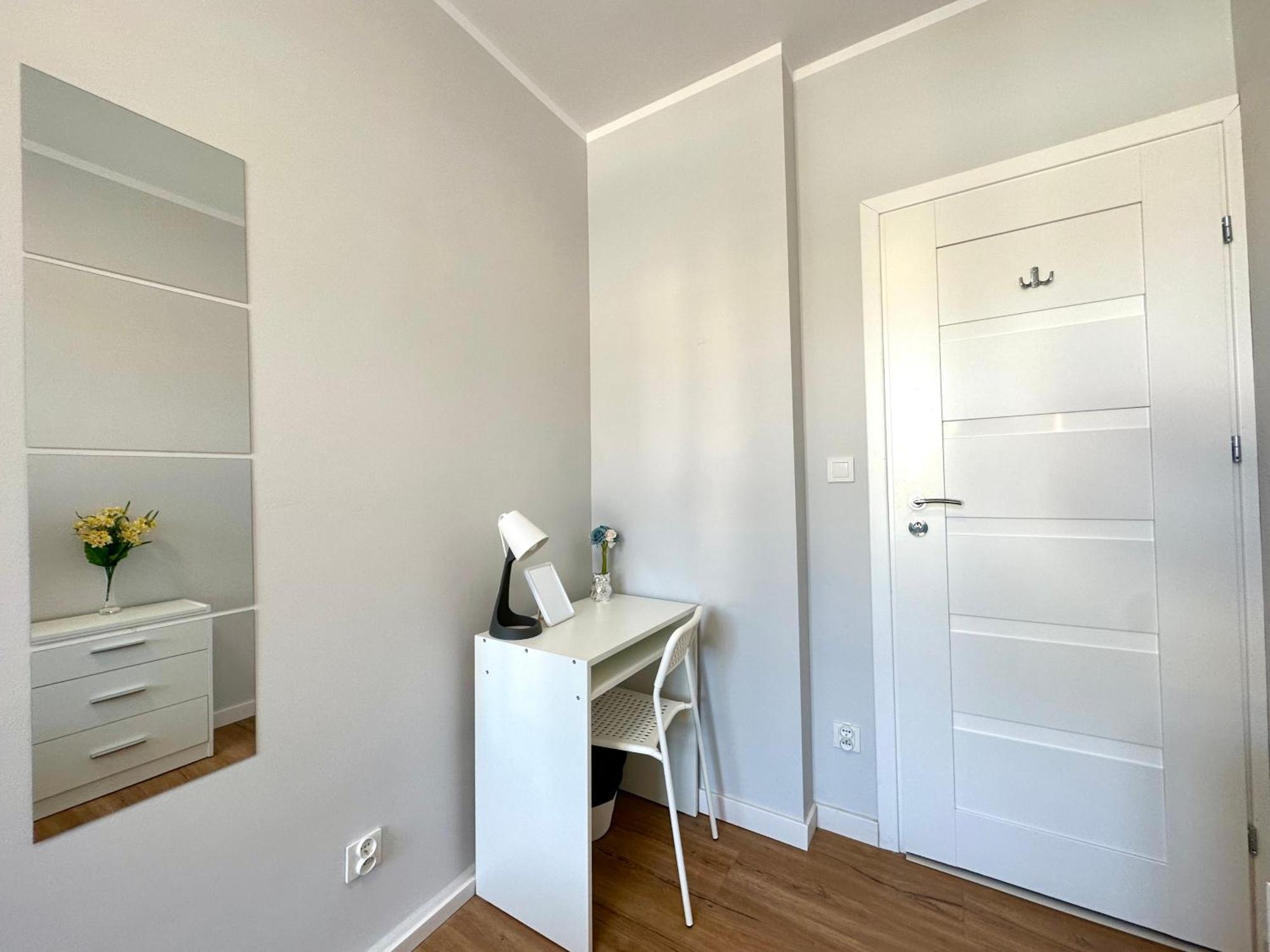 Mmrent Trunk Room Гданск Екстериор снимка